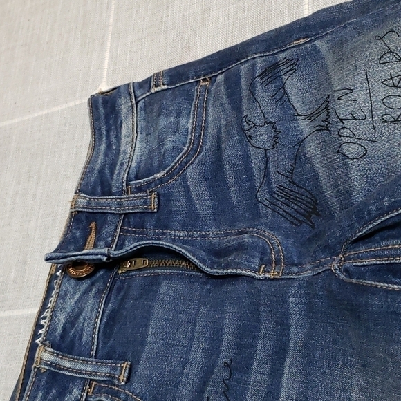American Eagle Jeans with Patches, Size 00 - Picture 16 of 17